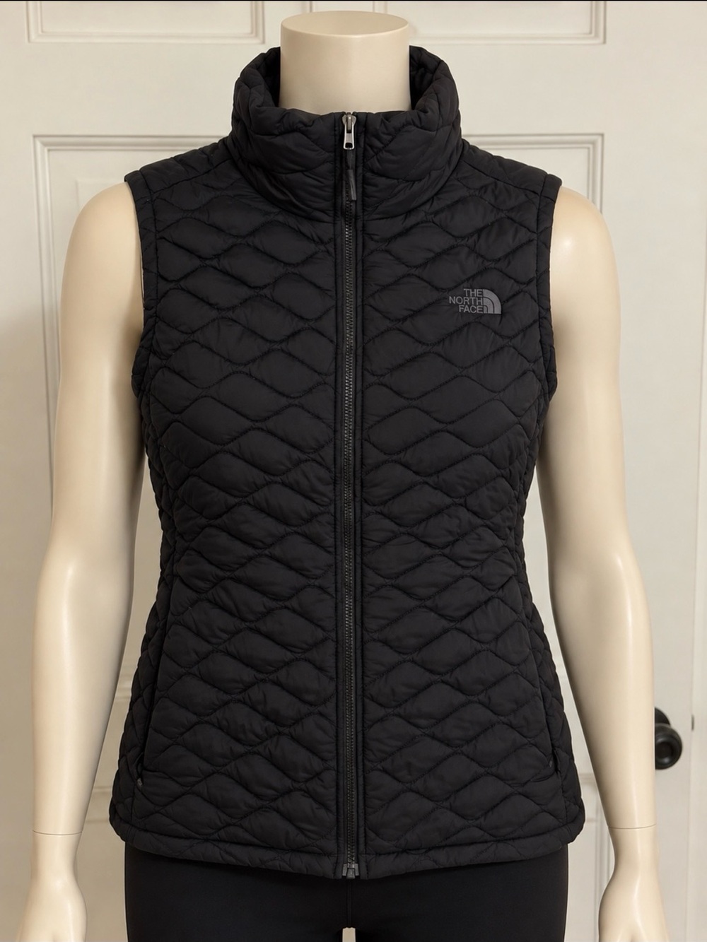 The North Face Women's Black Quilted Insulated Vest